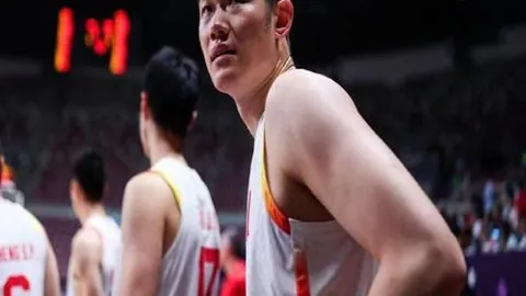 中超判罚风波再起：单丹奥成热议中心，毕津浩进球争议，元敏诚推搡事件引关注